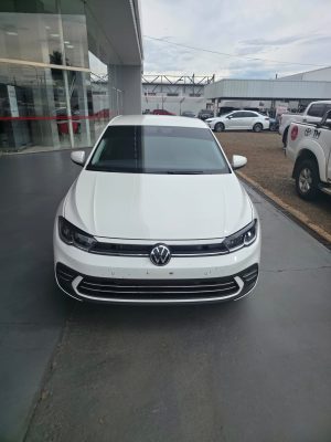 VOLKSWAGEN NUEVO POLO HIGHLINE 1,0TSI AT/2025/2600KM