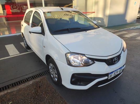 TOYOTA ETIOS X 1.5 6MT 5P/2023/35.000KM
