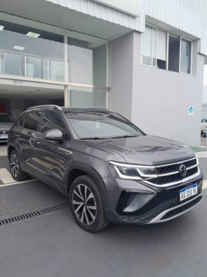 VOLKSWAGEN TAOS HIGHLINE 250 TSI AT/2023/73.000KM