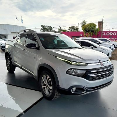 FIAT TORO VOLCANO 2.0 16V 4X4	| 2016 | 90.600 km